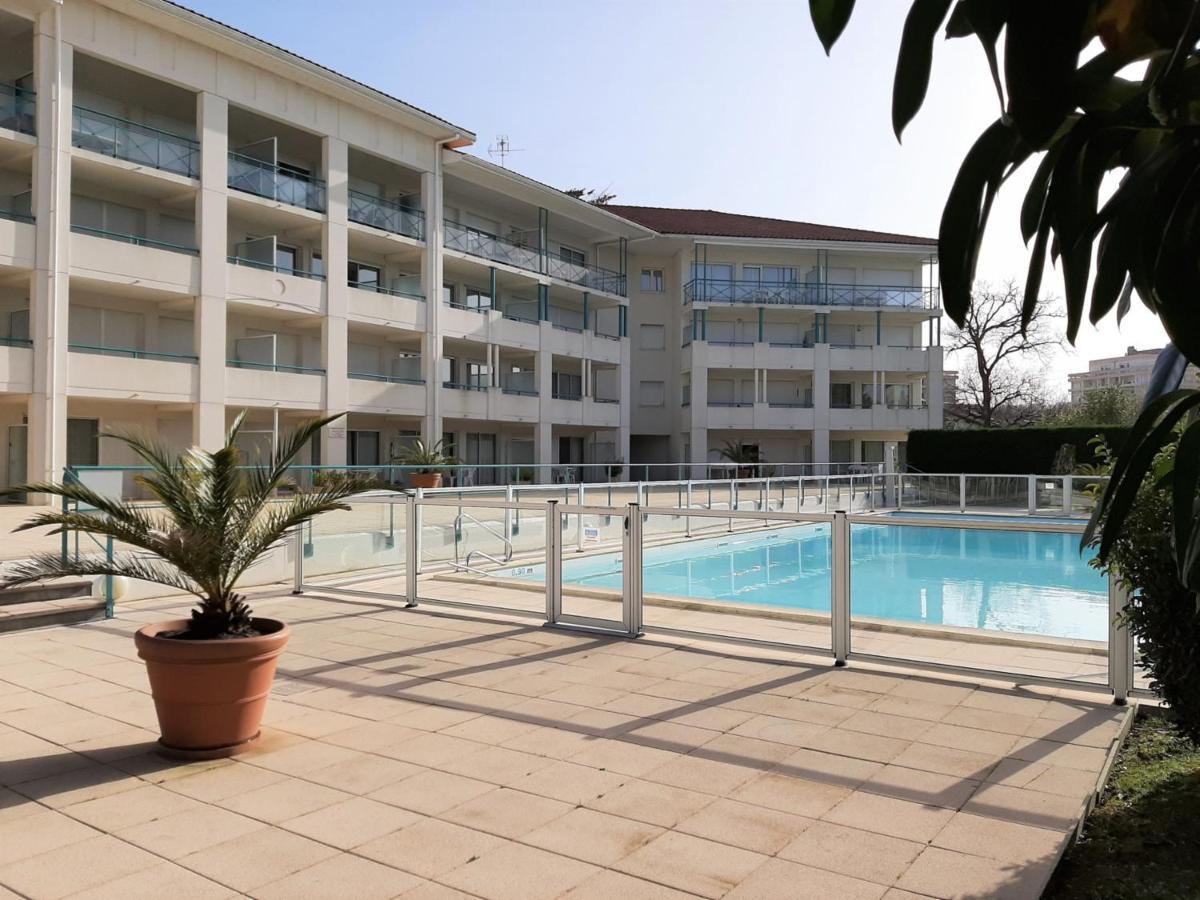 Appartement A Ciboure Avec Terrasse, Piscine Chauffee Et Parking - Ideal Golf Et Plage - Fr-1-239-551 מראה חיצוני תמונה