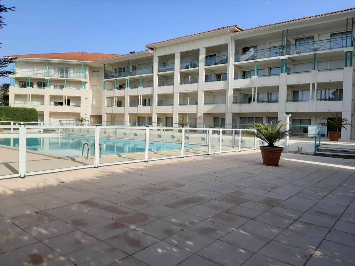 Appartement A Ciboure Avec Terrasse, Piscine Chauffee Et Parking - Ideal Golf Et Plage - Fr-1-239-551 מראה חיצוני תמונה